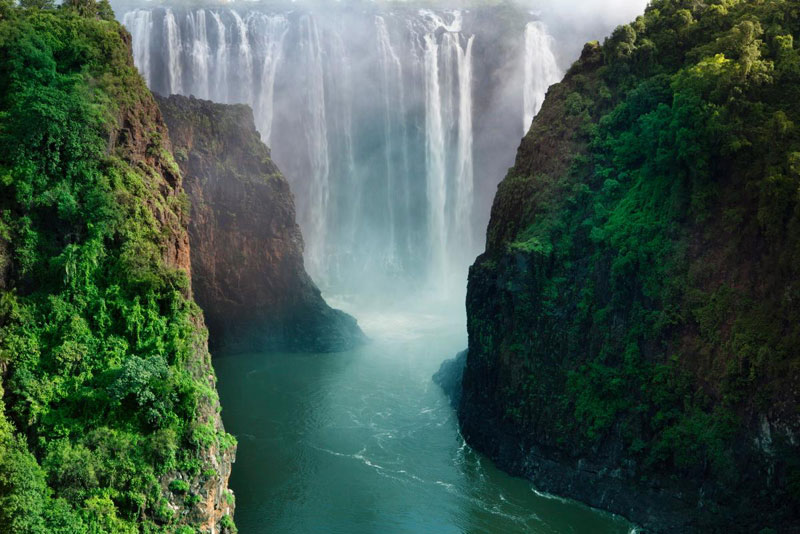 Zambia and Zimbabwe01
