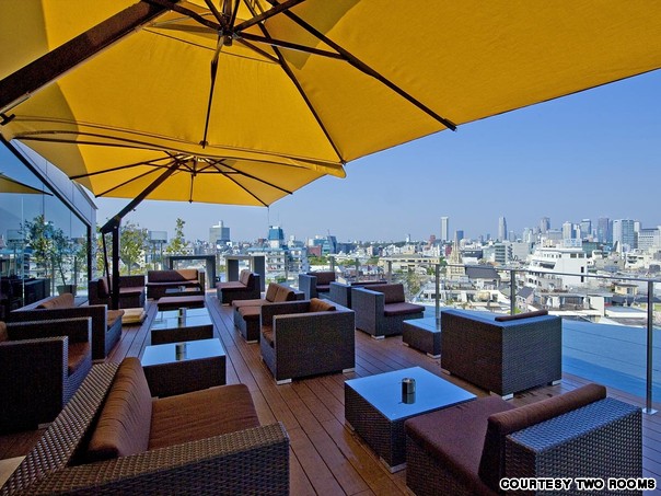 Two Rooms Grill Bar (Tokyo)