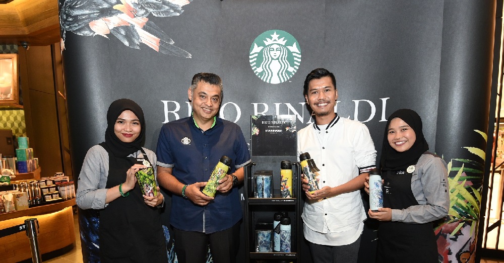 星巴克【Starbucks】为了庆祝国庆日，推出了大马独有的一系列商品！！